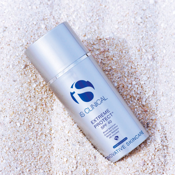Крем сонцезахисний бежевий | Extreme Protect&reg; SPF 40 PerfecTint&reg; Beige 1353.100 фото